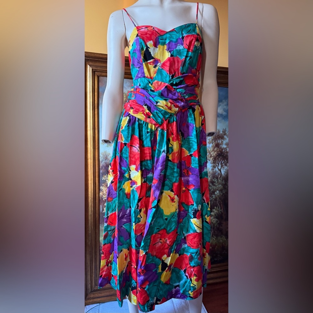 Pantel Colourful Summer Dress
💜💜💜